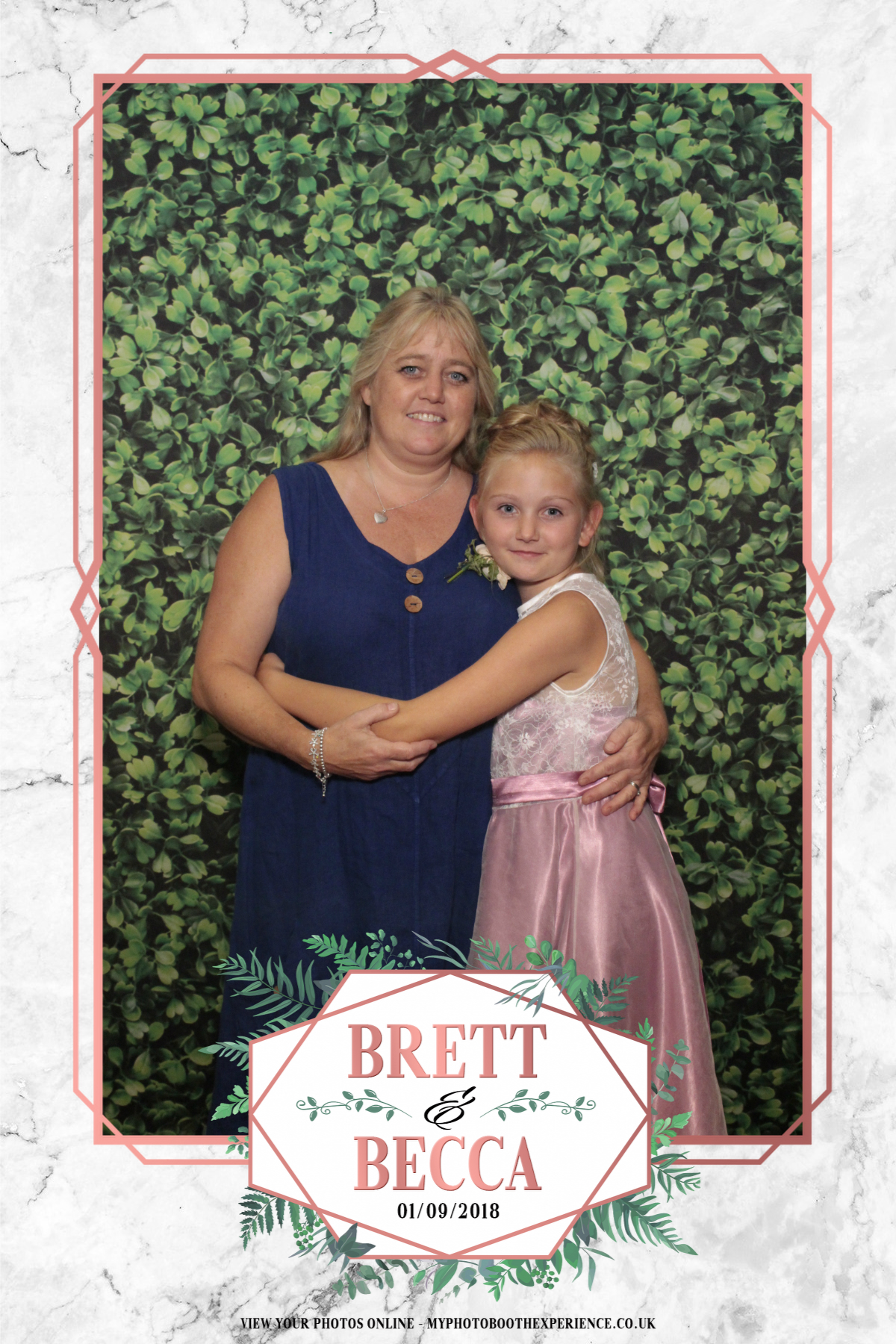 Brett & Becca's Wedding | View more photos from the event at gallery.myphotoboothexperience.co.uk/u/MyPhotoBoothExperienceLtd/Brett-Beccas-Wedding
